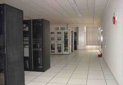 網(wǎng)絡(luò)信息機(jī)房防雷與計(jì)算機(jī)網(wǎng)絡(luò)工程施工設(shè)計(jì)要點(diǎn)